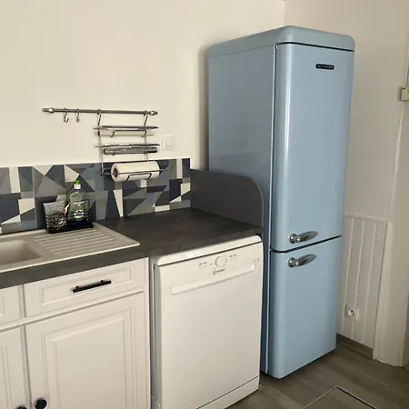 Maison Au Coeur Du Village De Hébergement de vacances *